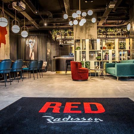 Radisson Red London Greenwich The O2 エクステリア 写真