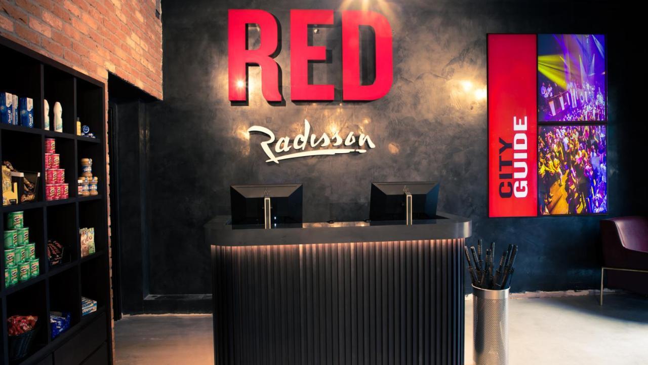 Radisson Red London Greenwich The O2 エクステリア 写真